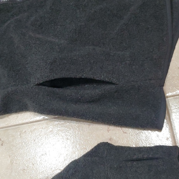 Black Old Navy Small Zip Up Fleece Sweater - Picture 4 of 5